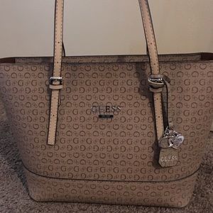 Guess Tote